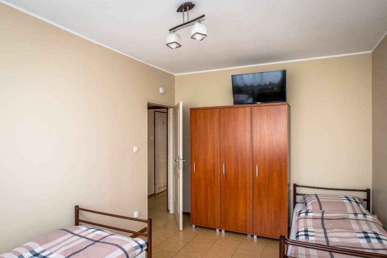 Pokoje Goscinne Arkadia Września Exterior foto